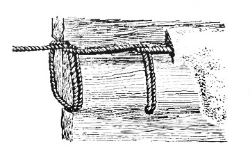 Рис 17. Шов, связывающий доски ладьи (вид изнутри) и покрытый внутри и снаружи варом